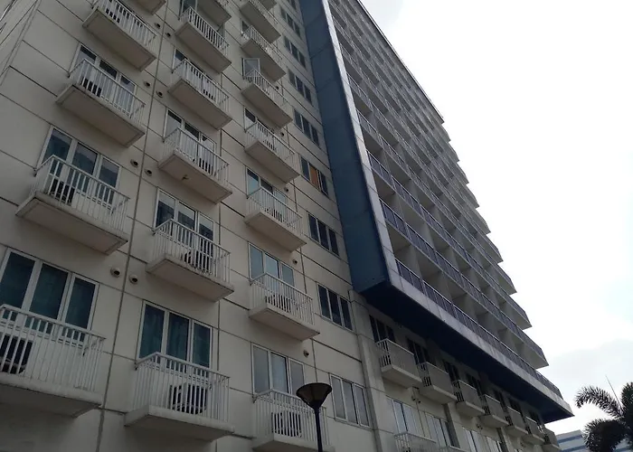Chin's Place Sea Residences Moa *